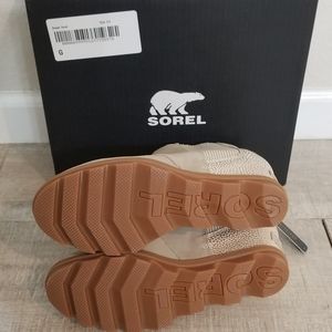 Women SOREL Joan Of Arctic II Wedge Chelsea Snow Boot, pull-on, size 9.5, NIB